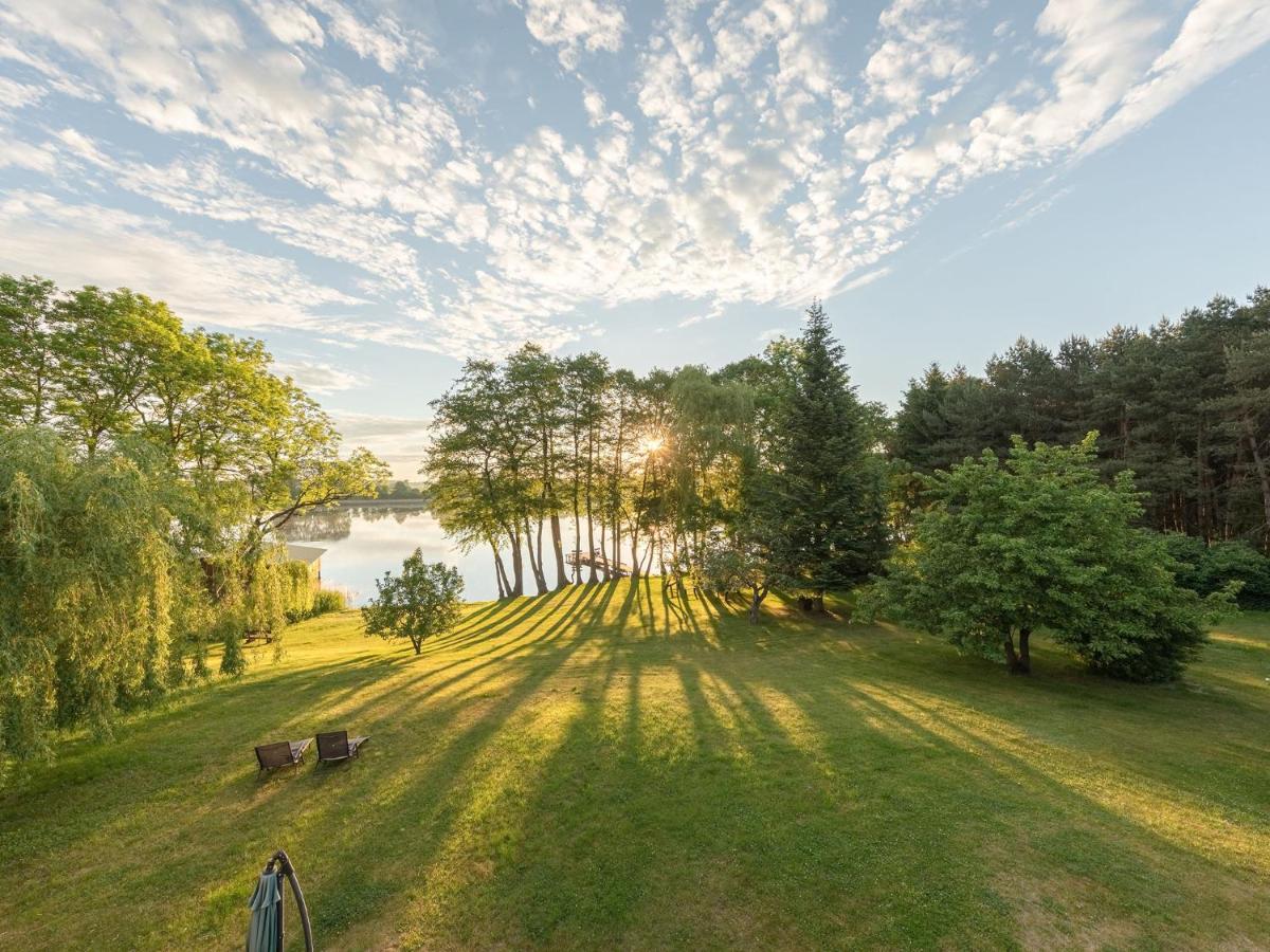 Kastanienhof Am Loppiner See Jabel Exteriör bild